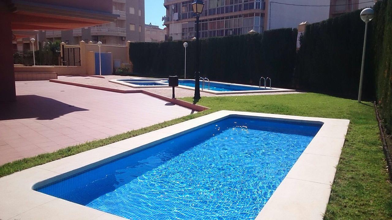 Апартаменты Apartamento Las Atalayas 3 Торевьиа Экстерьер фото